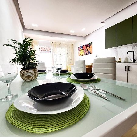 Loi Apartment Sarande Luaran gambar