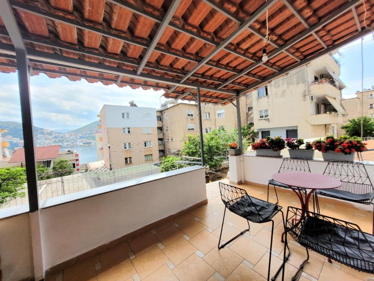 Loi Apartment Sarande Luaran gambar