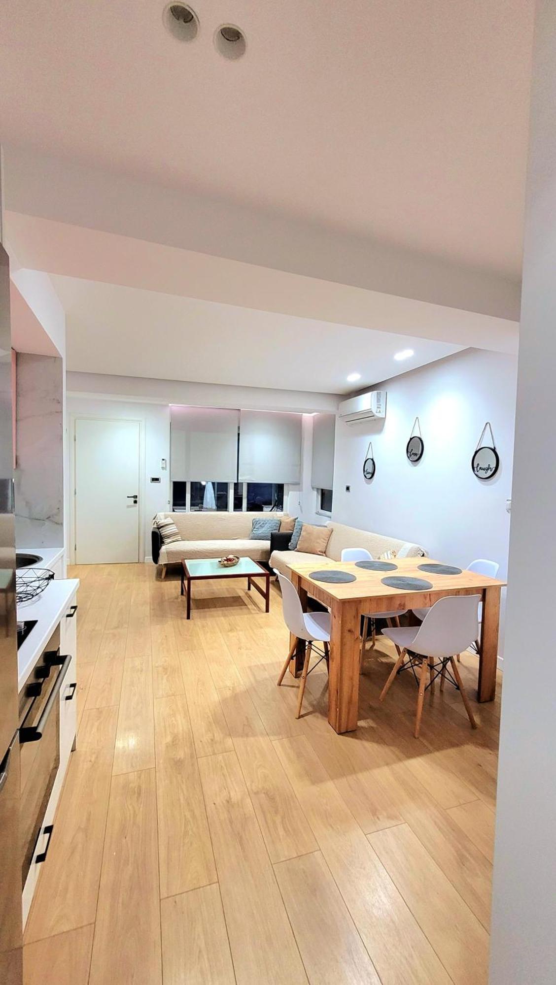 Loi Apartment Sarande Luaran gambar